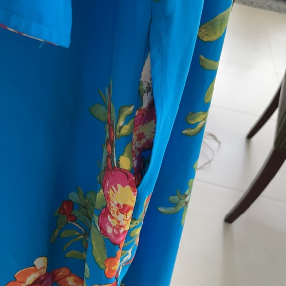 Natori NWOT S Beautiful Floral Charmeuse (100%Poly) Caftan with pockets. - Picture 12 of 12